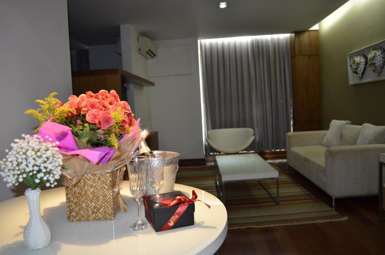 Constantino Hotel E Eventos Juiz de Fora Ngoại thất bức ảnh A living room in a condominium